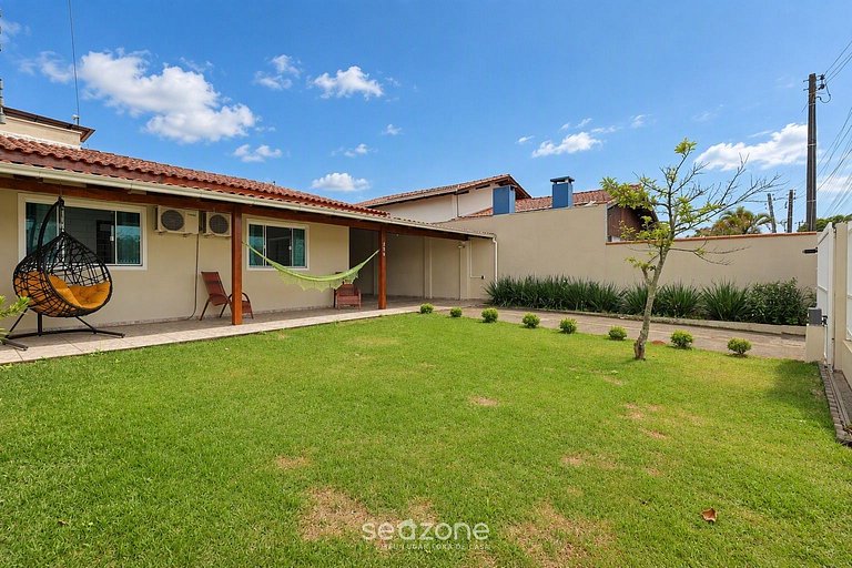 Casa c/ churrasq. a 550m da Praia POA0256