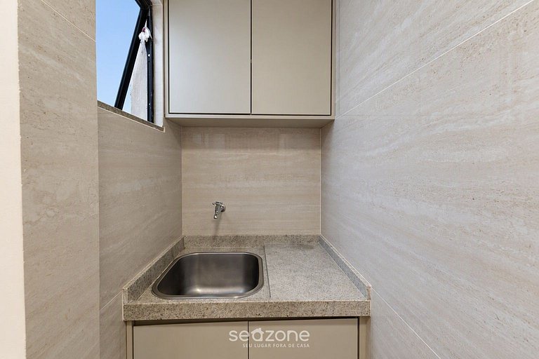 Apto. c/ vista Mar en Condo. c/ Piscina QST0302
