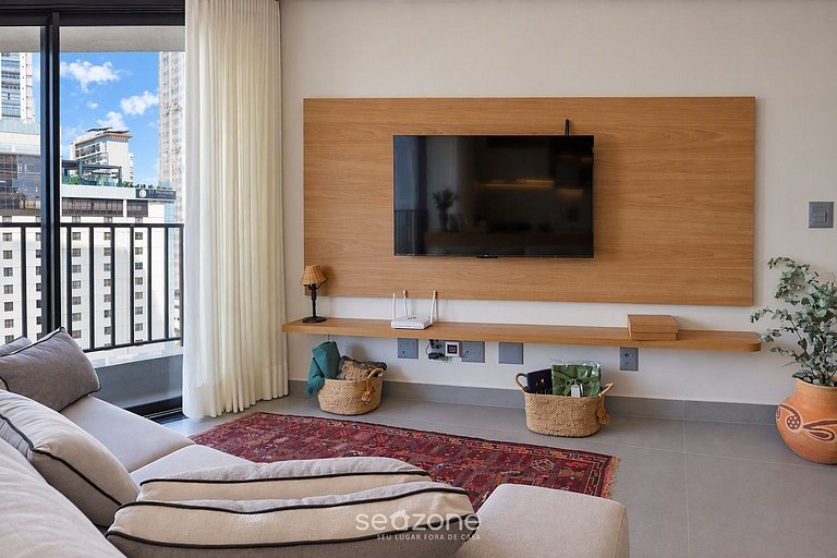 Apto. Bien ubicado en Condo. c/ Piscina LOX1003