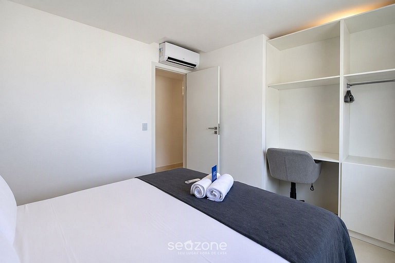Apto. em Cond. c/ Piscina em Porto Seg. VFO0002
