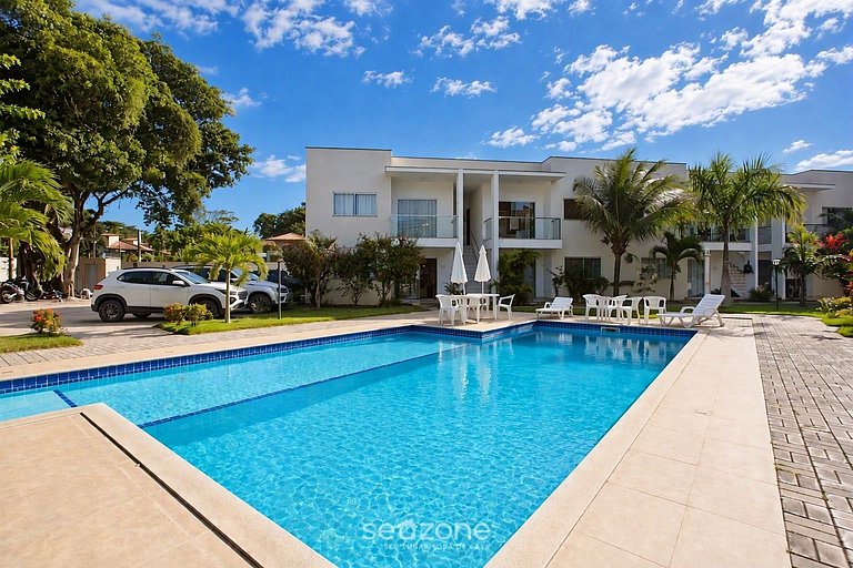 Apto. em Cond. c/ Piscina a 330m da Praia NSD0008