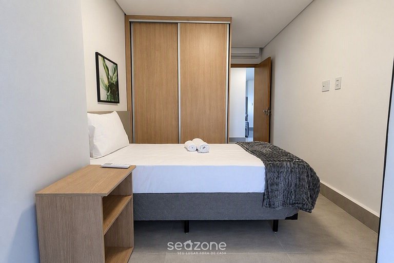 Apto. Bien ubicado en Condo. c/ Piscina GRLA1403