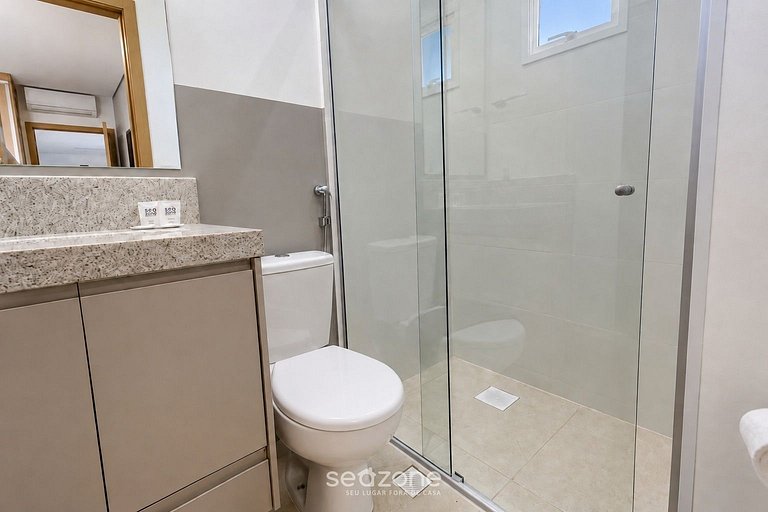 Apto. Bien ubicado en Condo. c/ Piscina GRLA1403