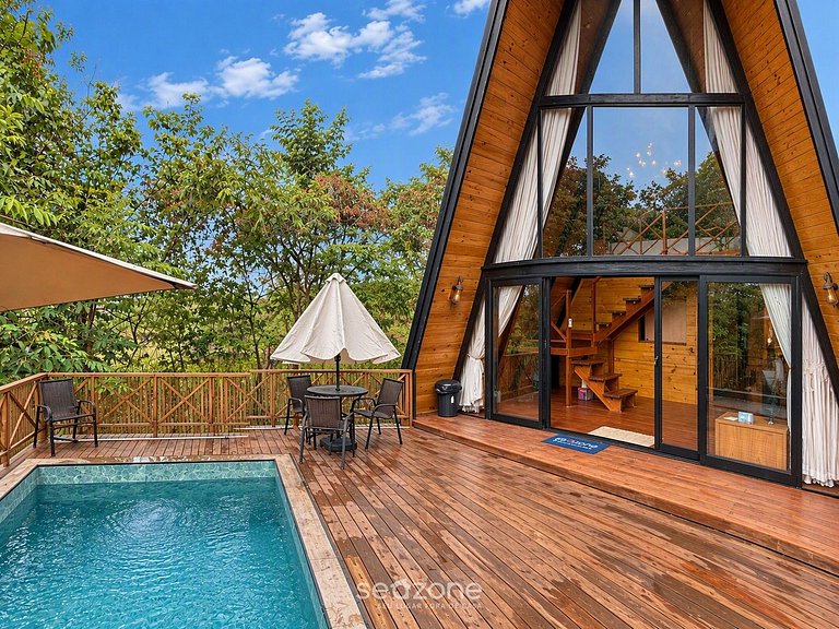 Studio c/ Jacuzzi em Cond. c/ Piscina SAL0004
