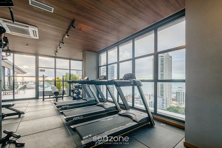 Studio moderno a poucos metros da praia LIV1202