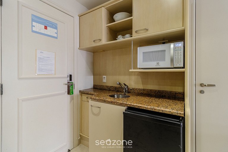 Studio em Jurerê vista mar e piscina em resort JBV134Seazone