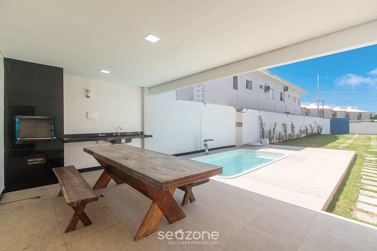 Casa c/ 2 Suítes em Cond. c/ Piscina BLV0002