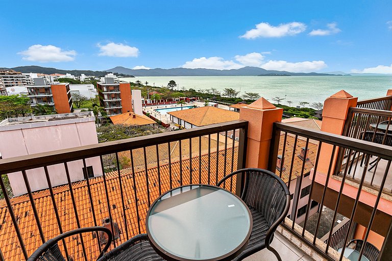 Studio em Jurerê melhor resort luxo vista mar JBV465 Seazone
