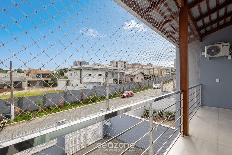 Casa con Piscina y Parrilla | 500m EKD0397