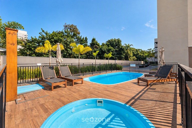 Apto. c/ Vista Mar em Cond. c/ Piscina CSI0303