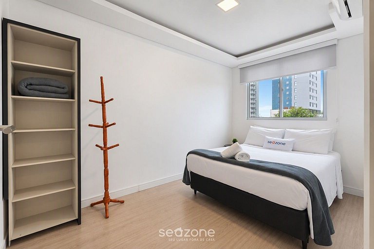 Apto. c/ Vista Mar en Condo. c/ Piscina CSI0303