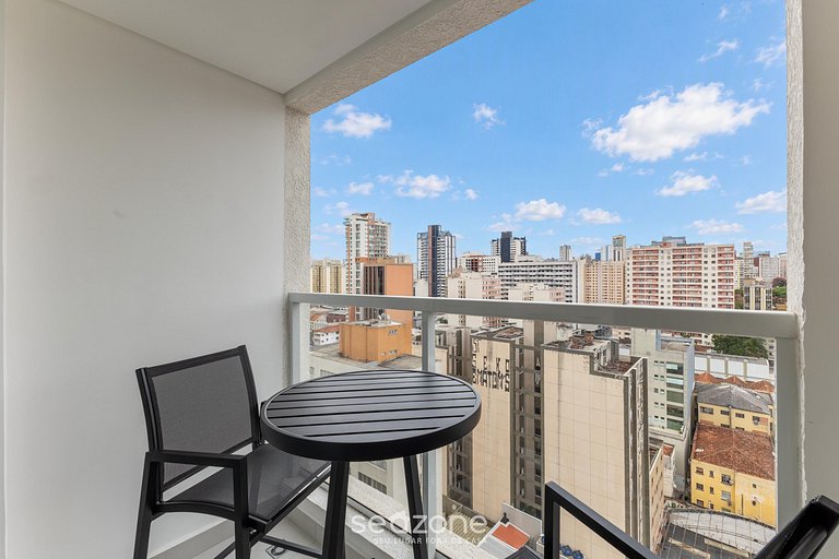 Studio em edif. c/ academia no Centro EMW1520