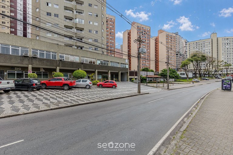 Apto a 270m do Jd. Botânico c/ Garagem MNU0034