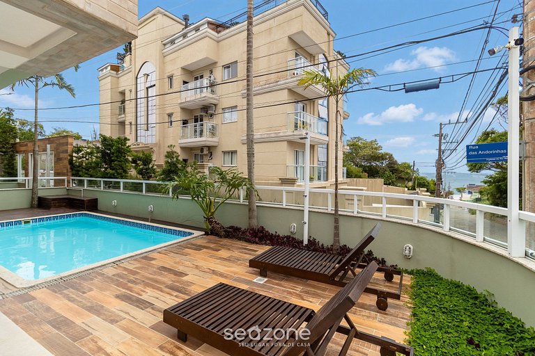 Lindo apto com sacada a 150m da praia SDP206