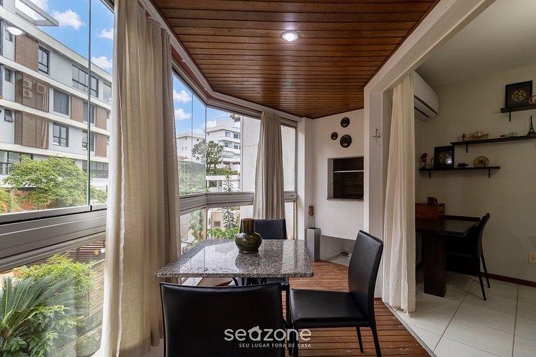 Apartamento Confortável c/ Churrasqueira SJE0103
