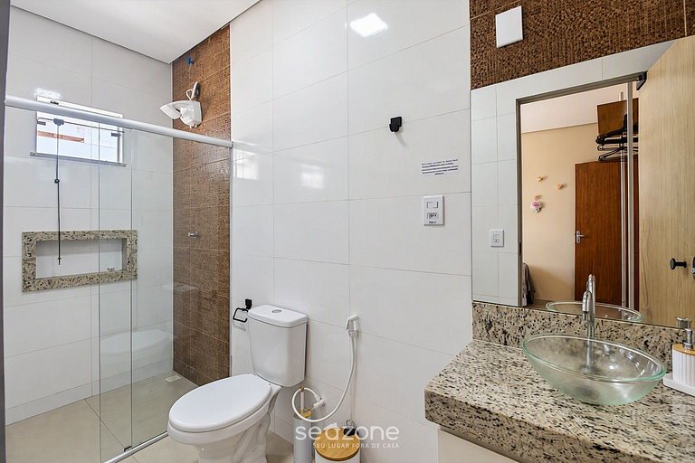 Apto. em Cond. c/ Piscina em Porto Seg. HIB0012