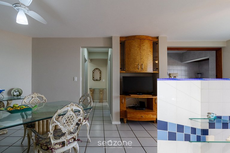 Apartamento con balcón a pocos metros de la playa VIN202