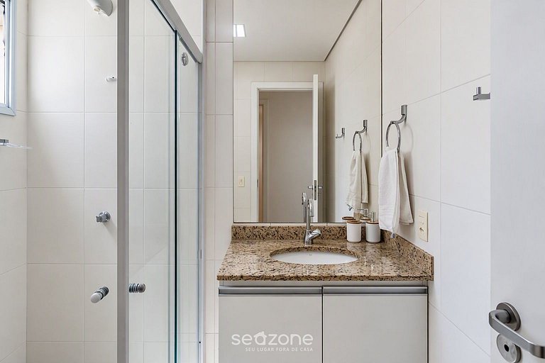 Apto. c/ vista al Mar en Condo. c/ Pisc. MTN0307