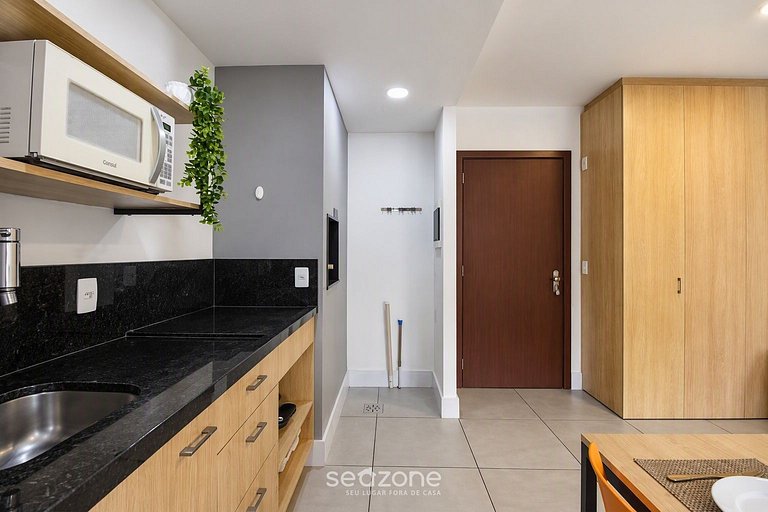 Studio en Condo. c/ Piscina PUE0607