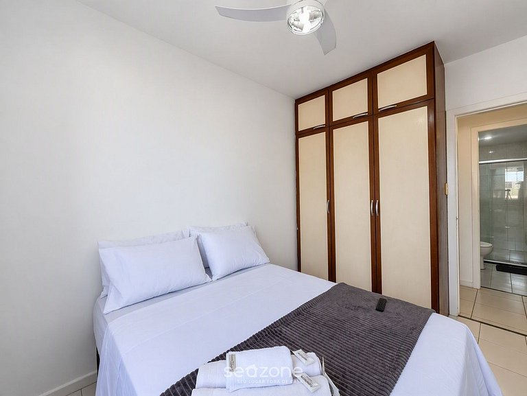 Apto. en Condo. c/ Piscina FED0204