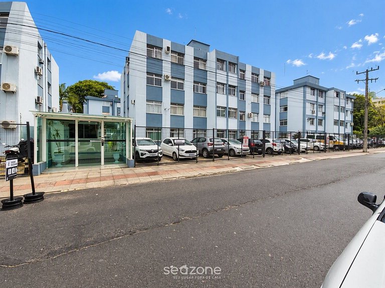 Apto. Bem localizado em Cond. BAV0302