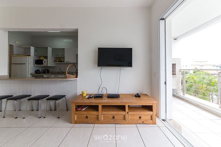Apartamento em Jurerê enorme próximo da praia AYA201 Seazone
