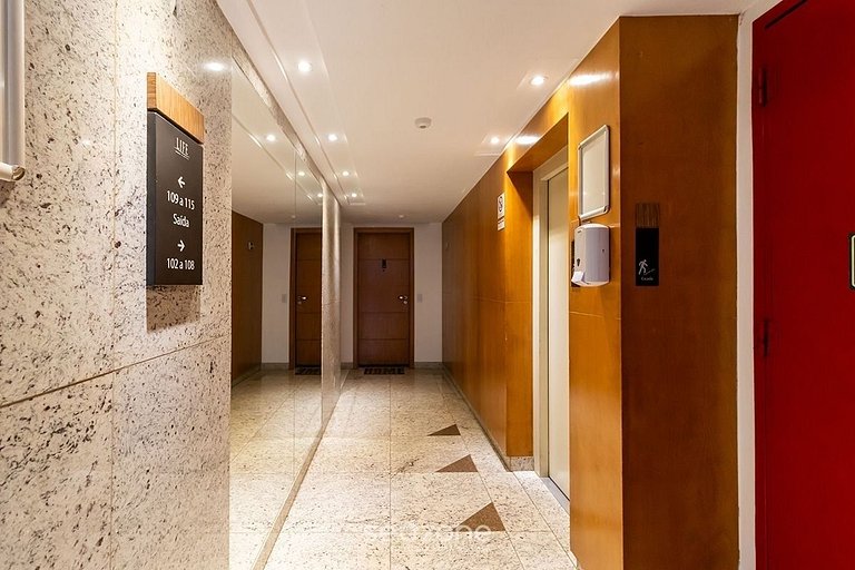 Apto em condomínio c/ piscina e churrasq/ CLR314