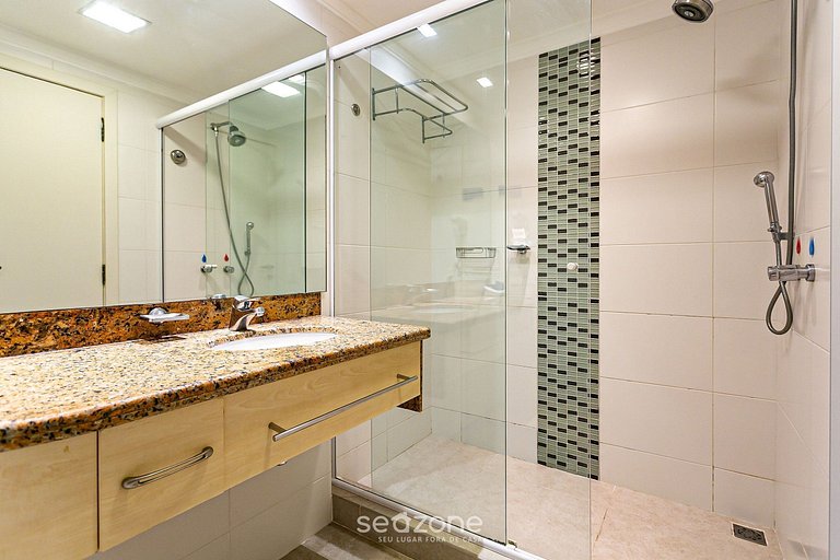 Apartamento em Jurerê melhor suíte vista mar JBV327 Seazone