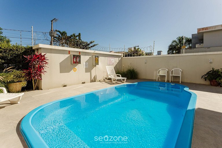 Dpto amplio c/ piscina a 750m de la playa CHR025