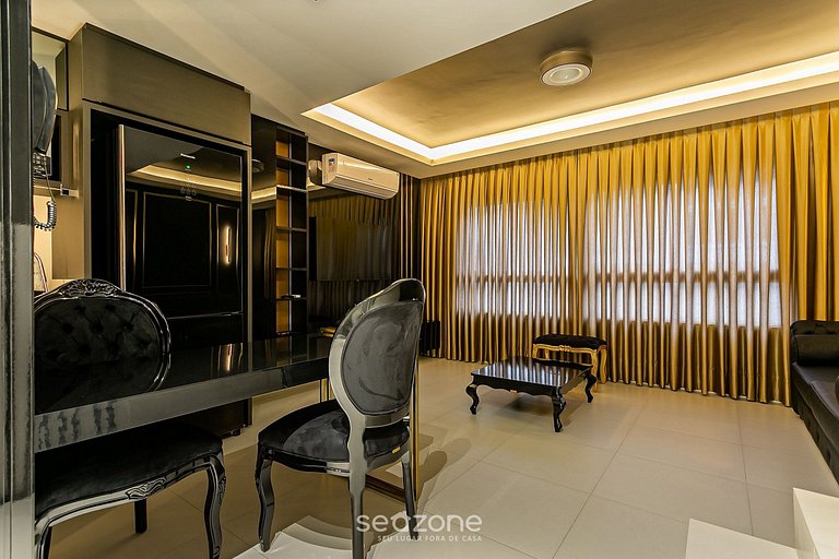 Apartamento de 2 plantas con jacuzzi en Jurerê JRR410