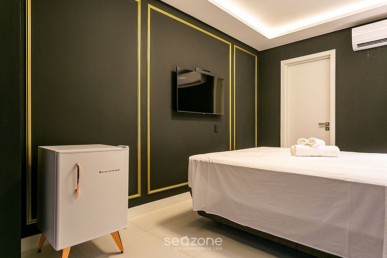 Apartamento de 2 plantas con jacuzzi en Jurerê JRR410