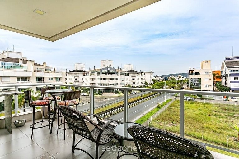 Excelente apartamento 10min de la playa de Jurerê SGA202