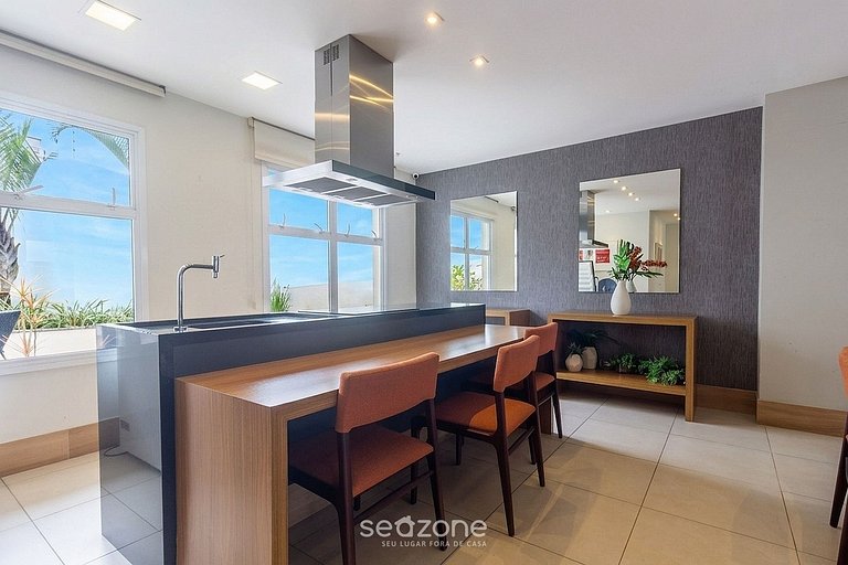 Studio em Cond. c/ Piscina e Vista Cid. BPE0068