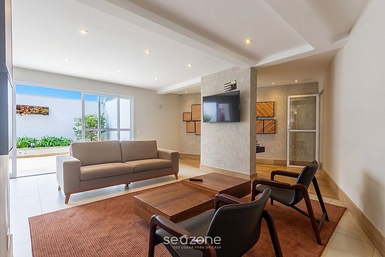 Studio em Cond. c/ Piscina e Vista Cid. BPE0068