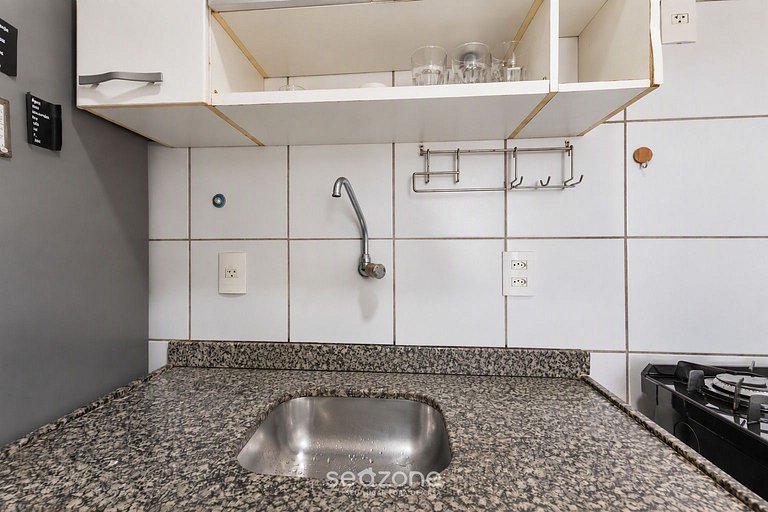 Apto. em Cond. c/ Piscina em Poço LSR0102