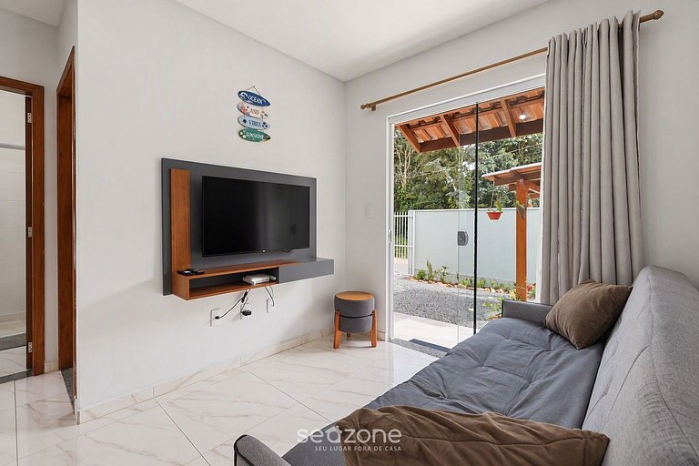 Casa con Piscina y churrasq. PVZ0485