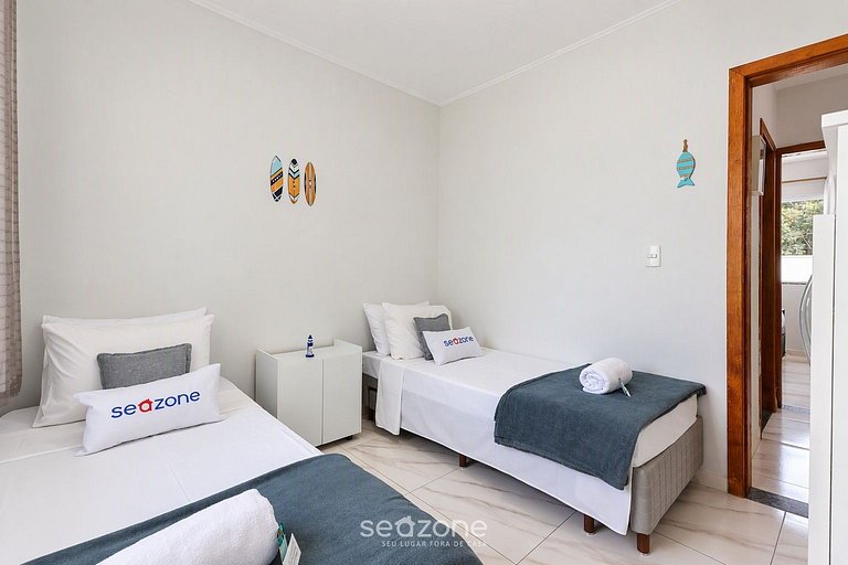 Casa em Cond. c/ Piscina e churrasq. PVZ0485