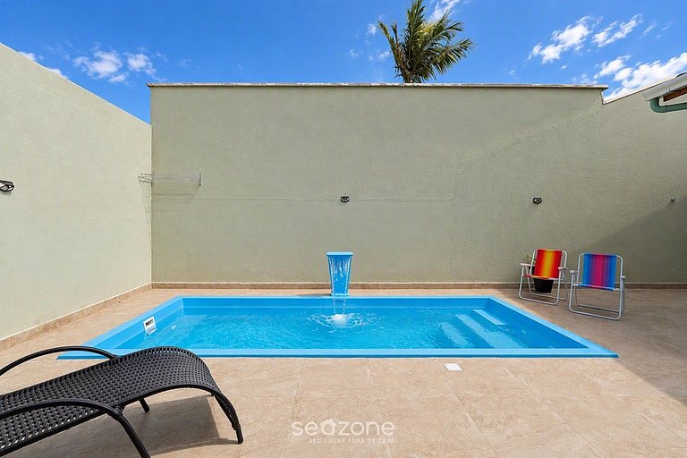 Casa en Condo. c/ Piscina y parr. PVZ0485