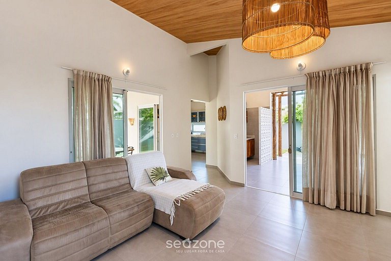 Casa em Cond. c/ churrasq. priv. IRU0015