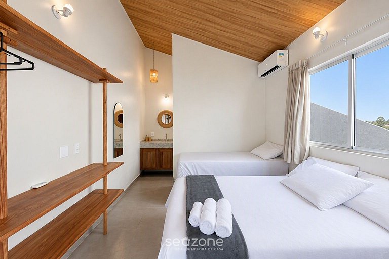 Casa em Cond. c/ churrasq. priv. IRU0015