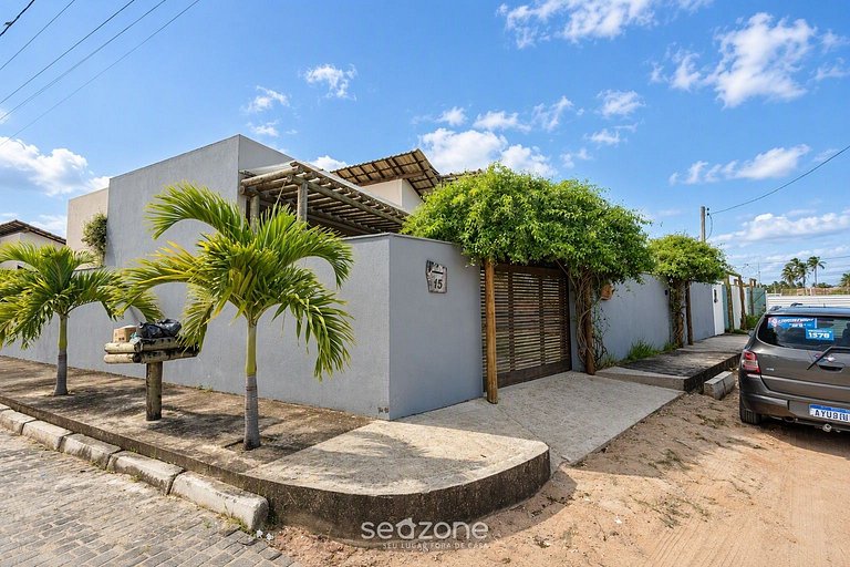 Casa em Cond. c/ churrasq. priv. IRU0015