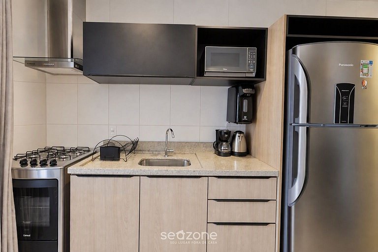 Apto. bien ubicado en Condo. c/ piscina MSST1606