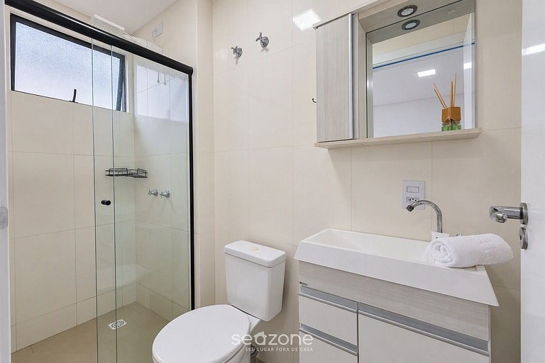 Apto. em Cond. c/ Piscina e churrasq. QAM0402