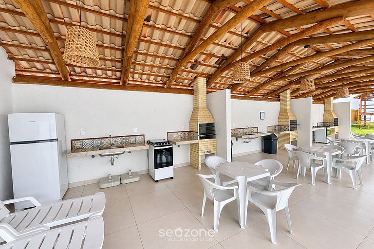Apto. em Cond. c/ Piscina e Vista QDP0009