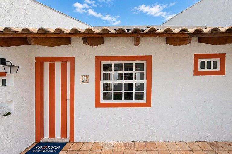 Apto. em Cond. c/ Piscina e Vista QDP0009