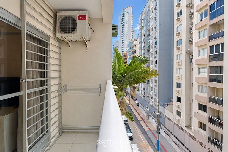 Apto. em Cond. a 810m da Praia ECE0504