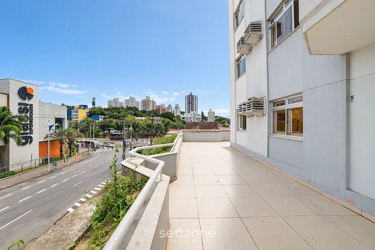 Apto. bien ubicado en Condo. c/ Terraza ALC0101