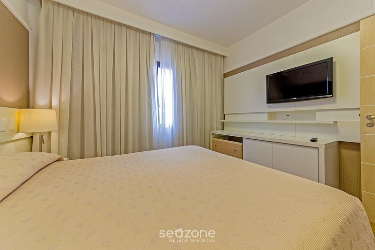 Suite vista mar y piscina resort en Jurerê JBV462 Seazone