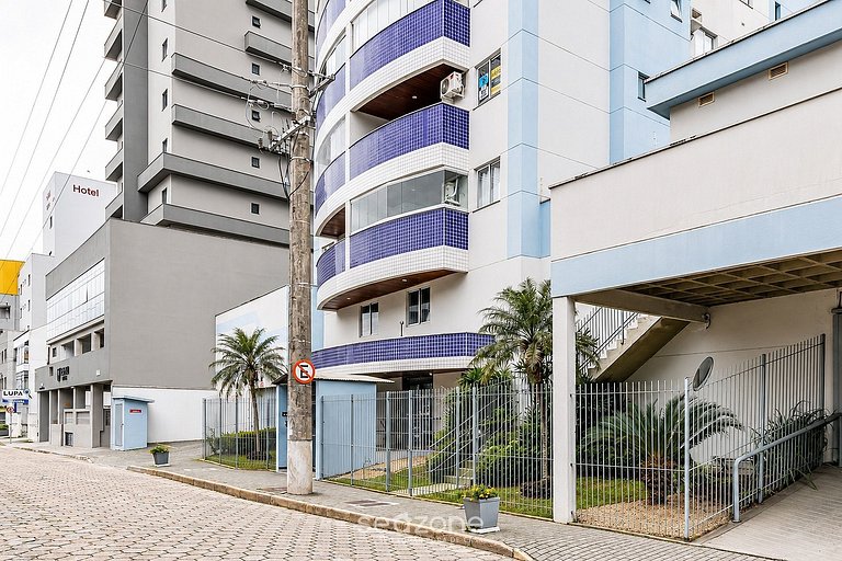 Apto. c/ churrasq. e Vista Cid. prox. PQ MBM0501