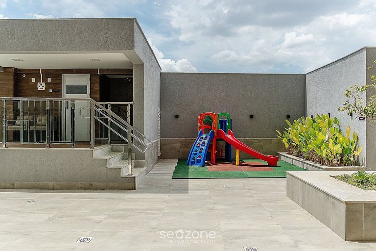 Apto. en Condo. c/ Piscina en Centro GRLA1002